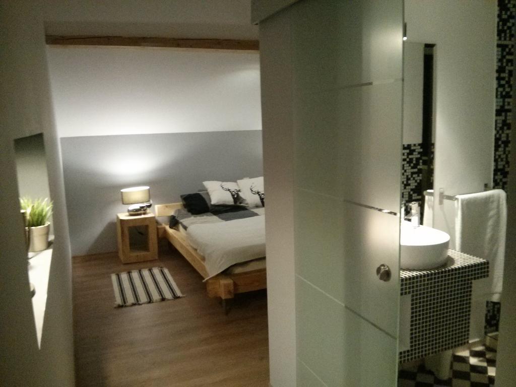 Villa Swiss Săcele Habitación foto